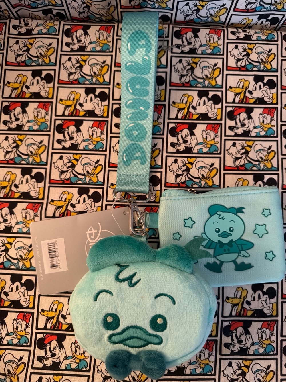 Disney Parks Donald Duck Wristlet Pouch and Plush Coin Purse Set NWT 2026